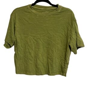 Green Short Sleeve Top universal thread size small